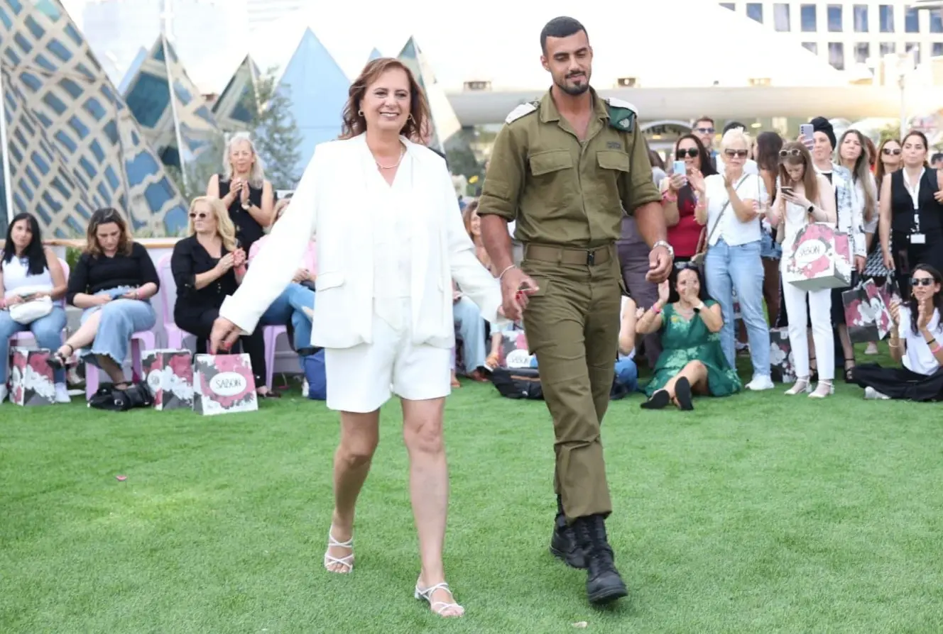 חוזרת לתל אביב: תצוגת האופנה של נשים המתמודדות ומחלימות מסרטן
