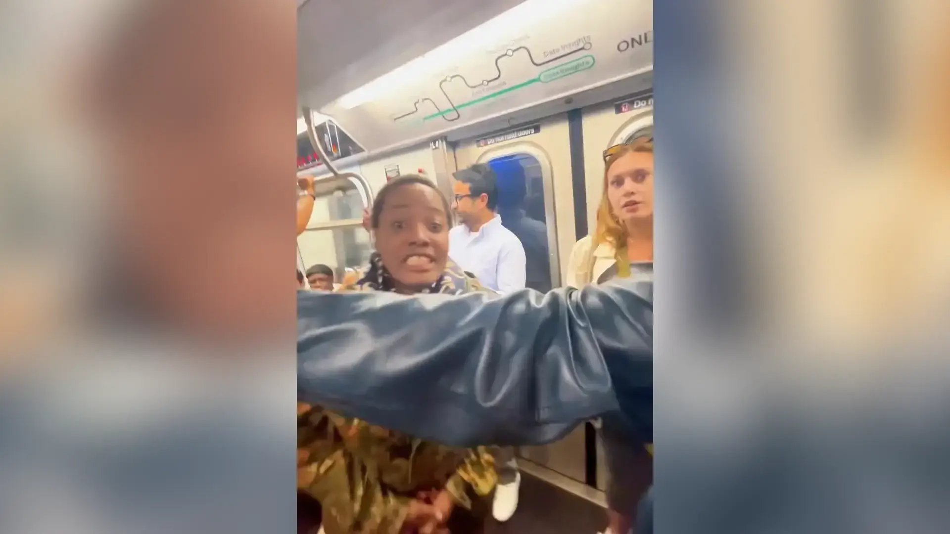 צעירה יהודייה הותקפה ברכבת התחתית בניו יורק: "את אוכלת תינוקות"