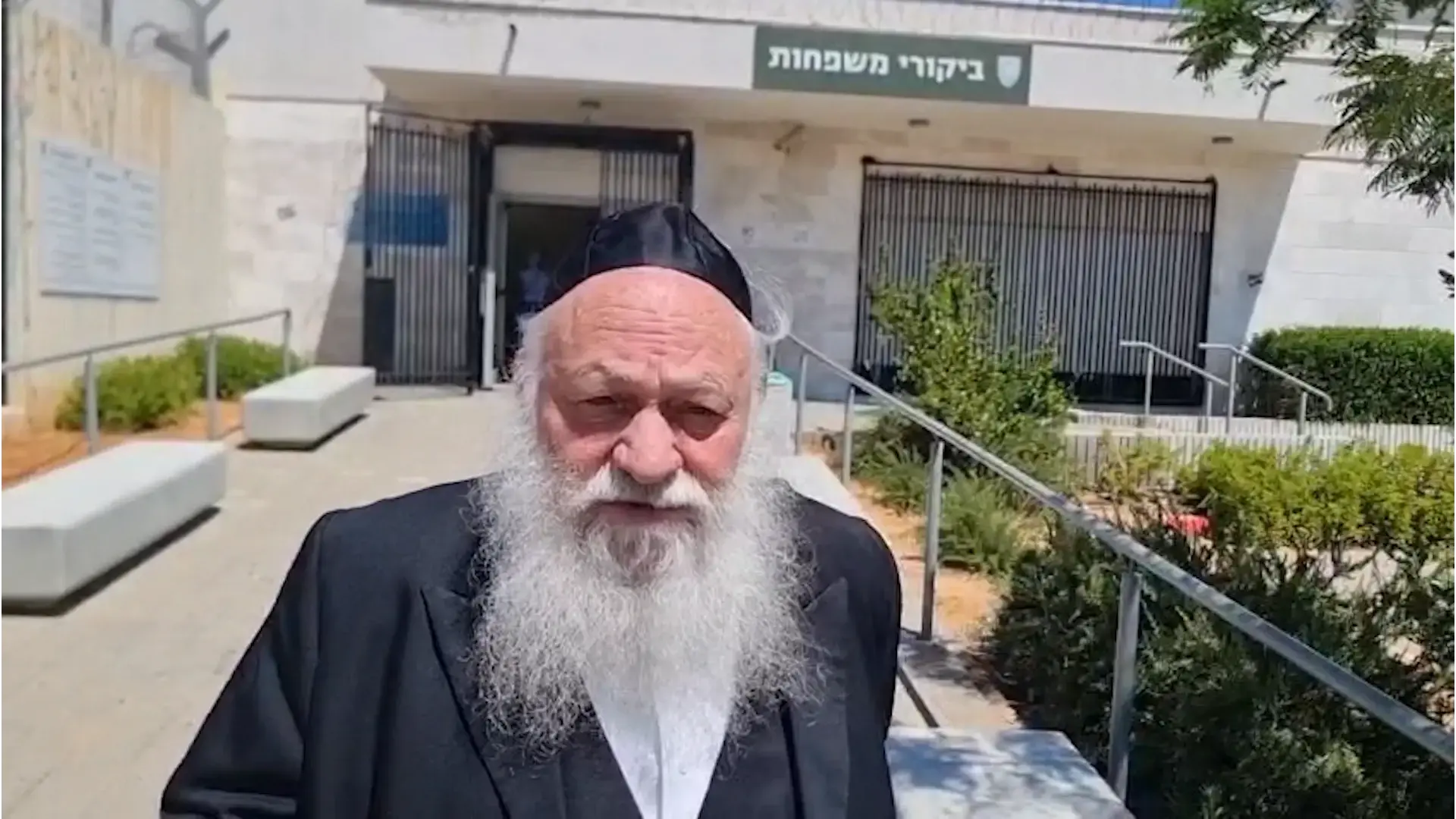 דרעי ביקר עריקים חרדים בכלא 10: "די להתייחס ללומדי תורה כעבריינים"