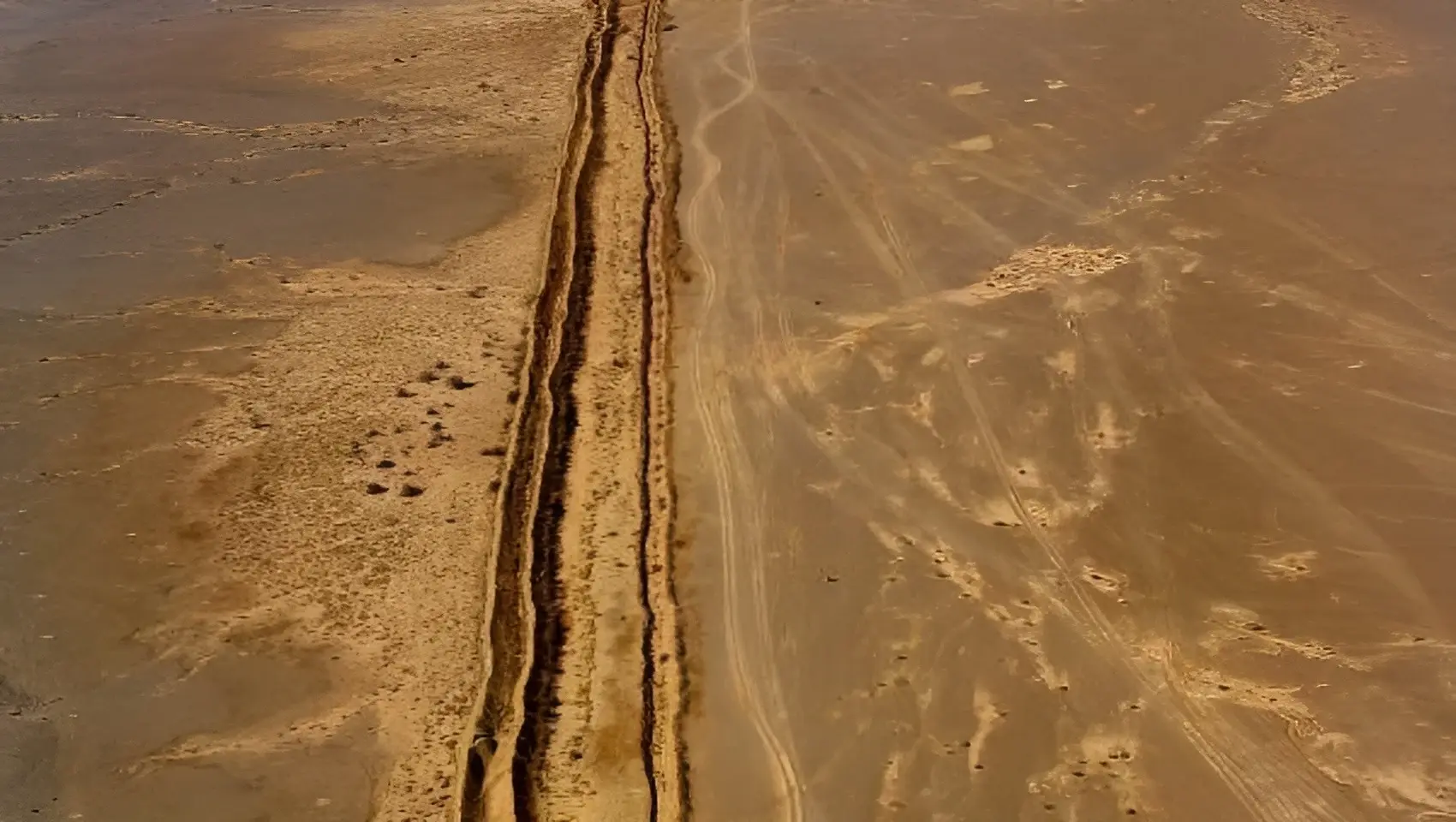 החומה השנייה באורכה בעולם מוקפת מיליוני מוקשים - ואתם לא שמעתם עליה