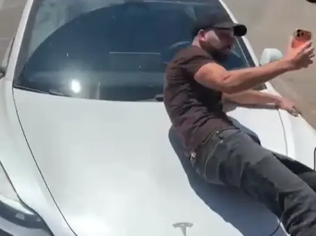 ברקוביץ' הודיע: בעקבות התקרית עם מרדכי דוד - הוא ייחקר באזהרה