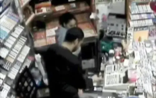 תל אביב: שוד לעיניי המצלמות