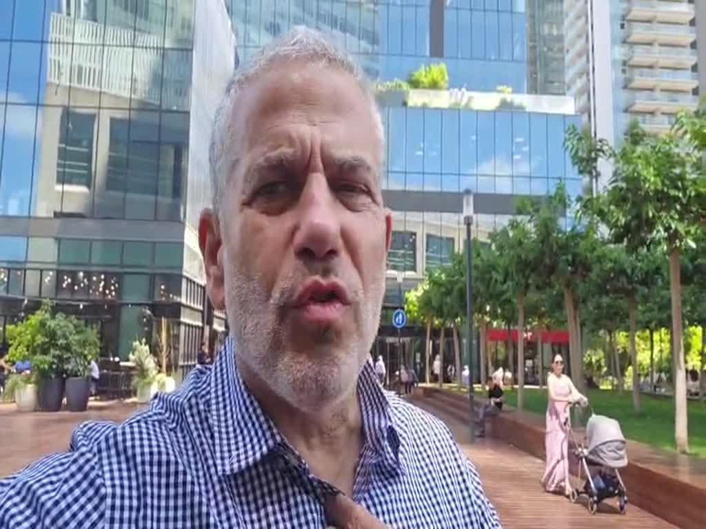 ואנס, אני מבין שאתה דואג לאמריקה - אבל אל תחשבו שתברחו מפה