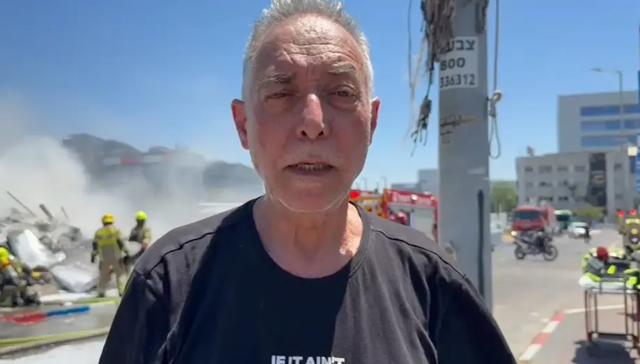מנהל הבניין שנשרף בראשון לציון: "זו הצתה מכוונת - יש לי תיעוד של המצית"