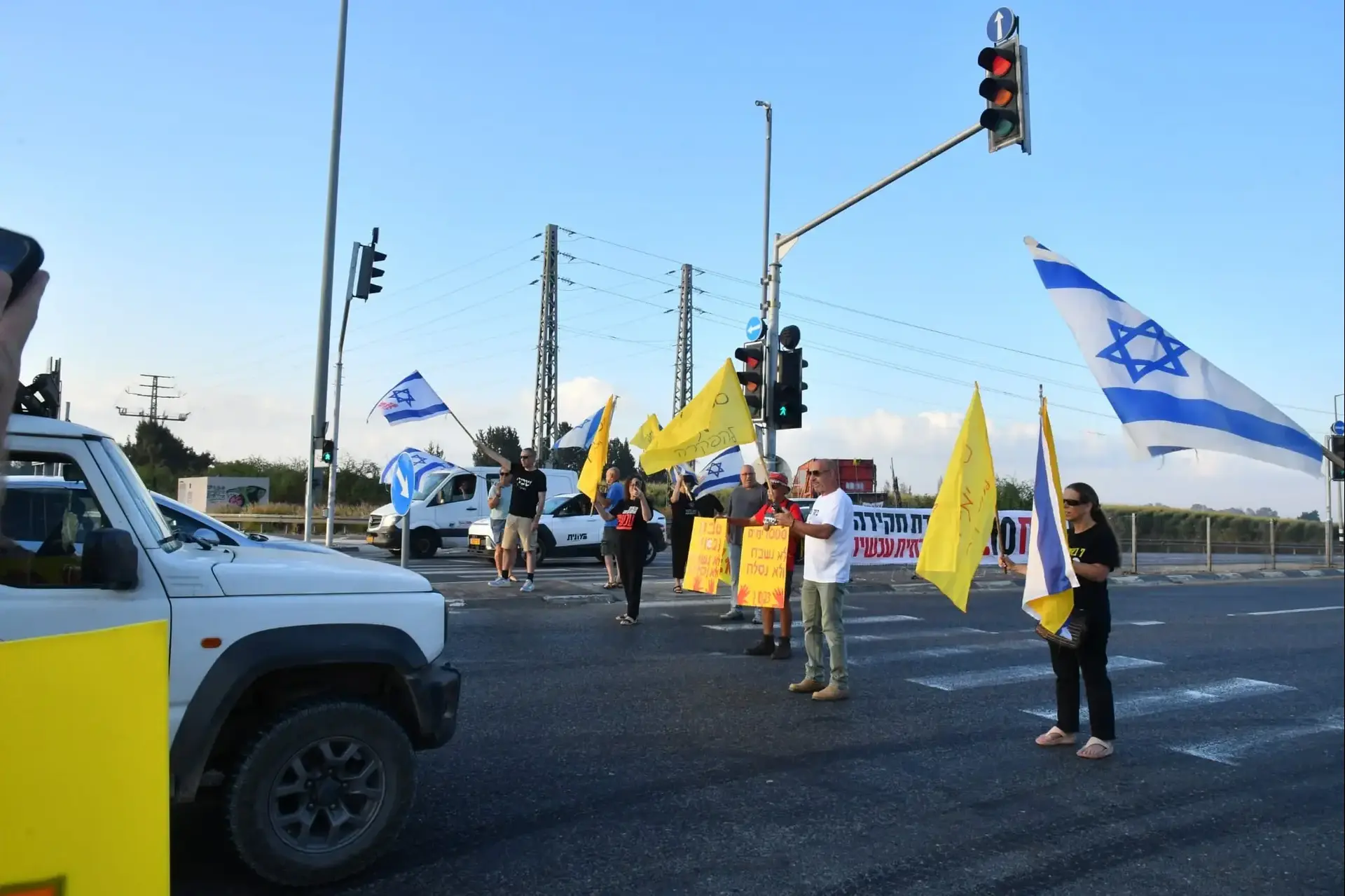 1,000 ימים אחרי הטבח: בין התושבים ששבו להריסות - לאלו שעוד אחוזי אימה