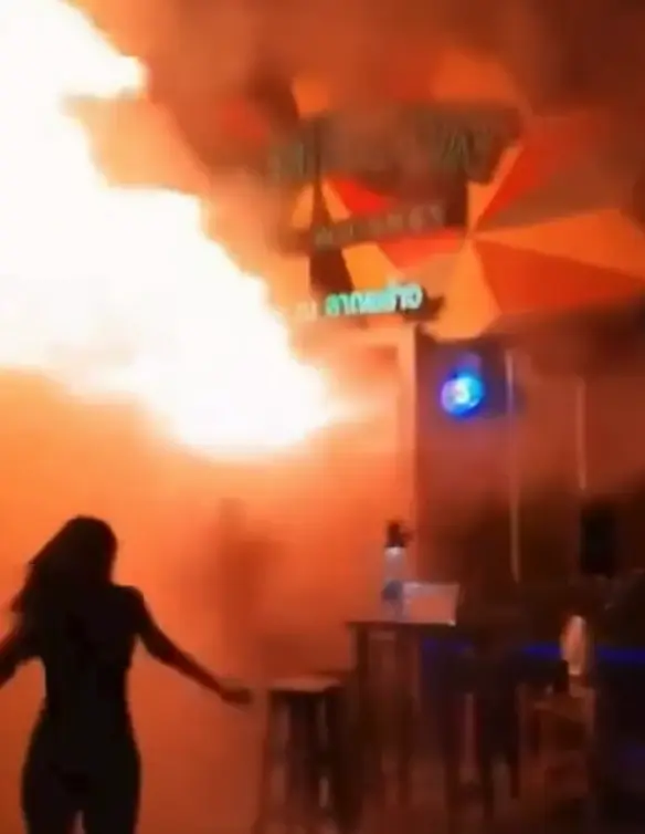 שריפה ברובע הבילויים בבנגקוק - לפחות 27 נהרגו | תיעוד קשה