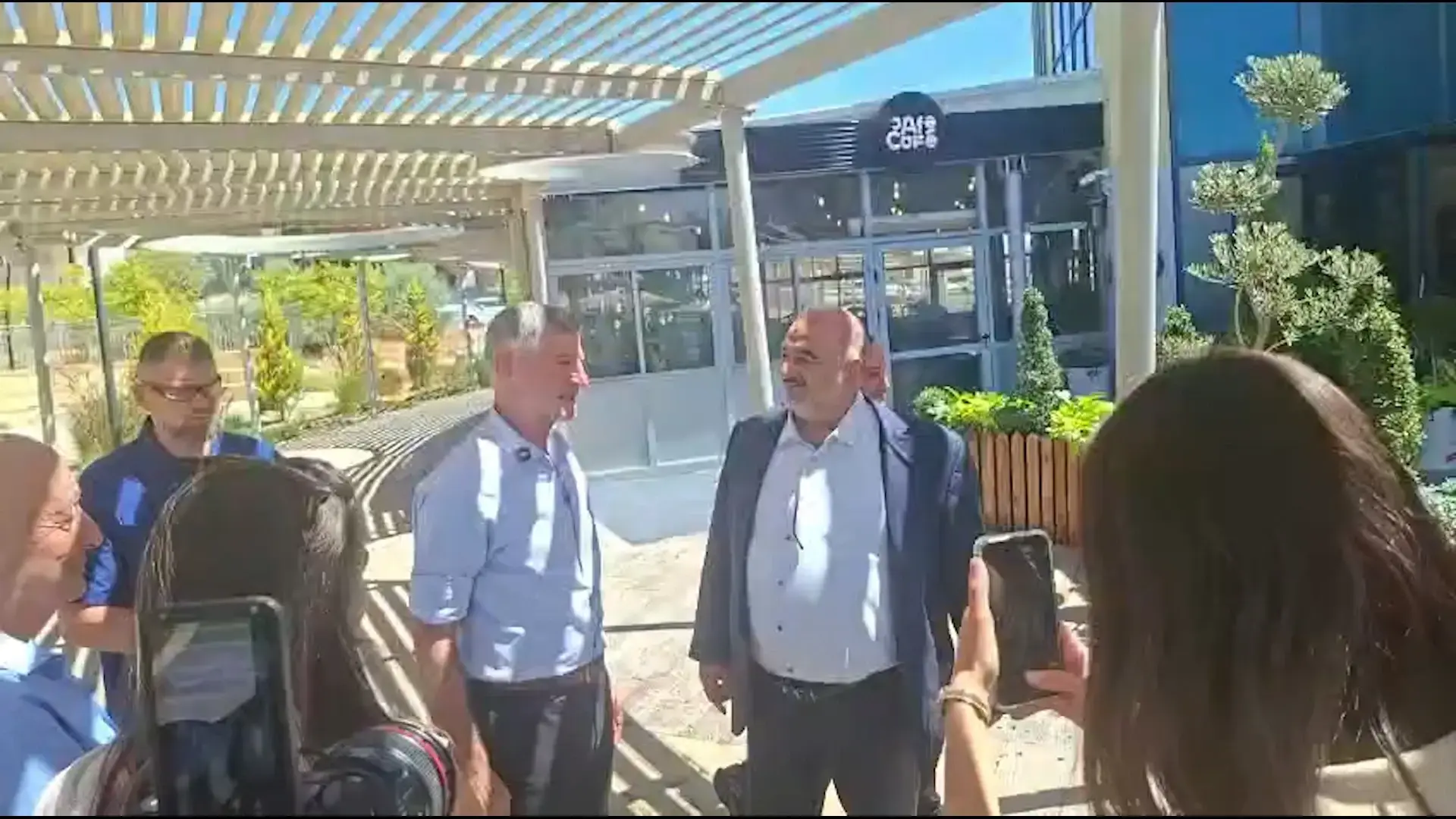 יד ביד: יואב סגלוביץ' שוקל חבירה למפלגת רע"ם