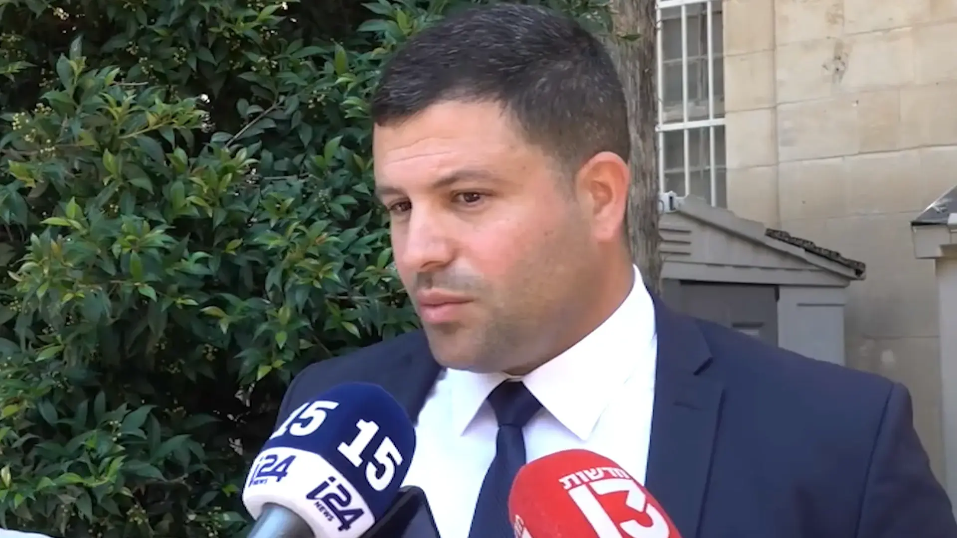 רצח בניהו רזי: קצינת שב"ס נעצרה בחשד שסייעה לחשוד המרכזי להימלט | כל הפרטים