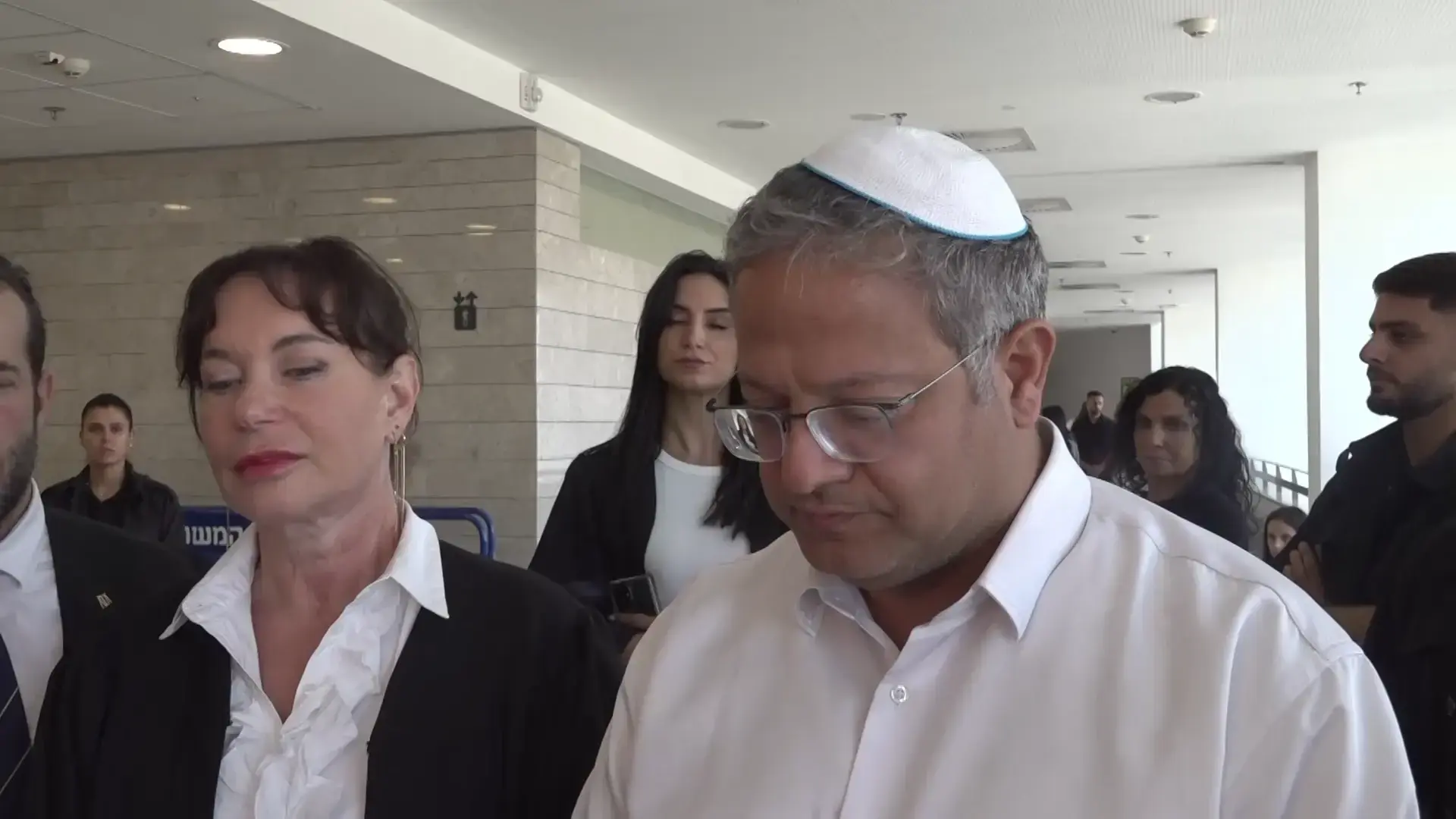 "אני שומע את כל השיחות שלכם": בן גביר סירב לחתום על מינוי - ולא נימק