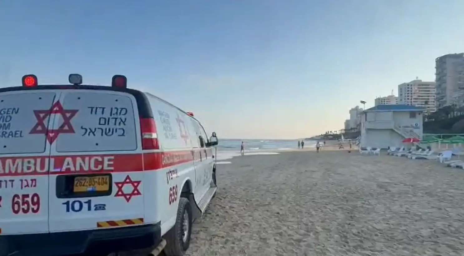 טרגדיה בחוף הים בבת ים: גבר בן 25 טבע למוות