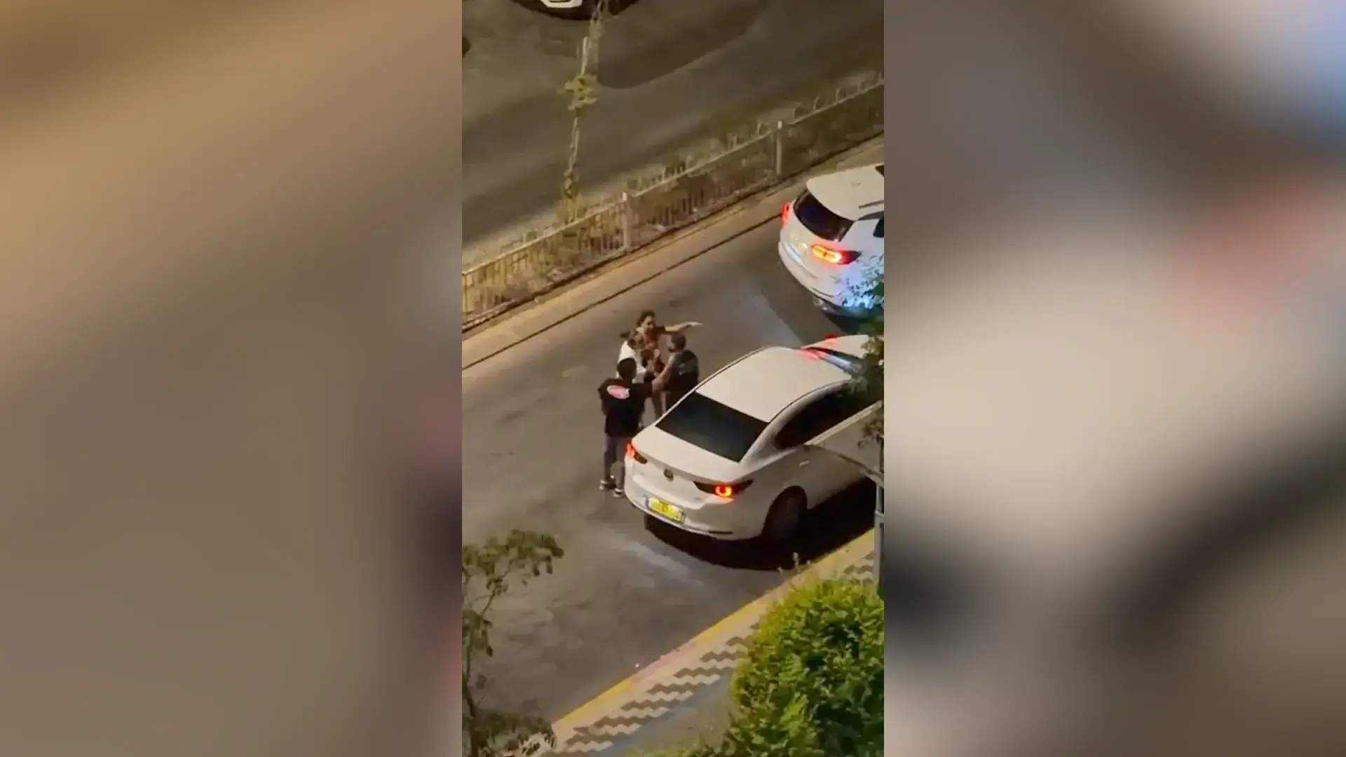 "אנחנו נגמור אותך": תיעוד התקיפה באלות בעקבות ויכוח על חניה