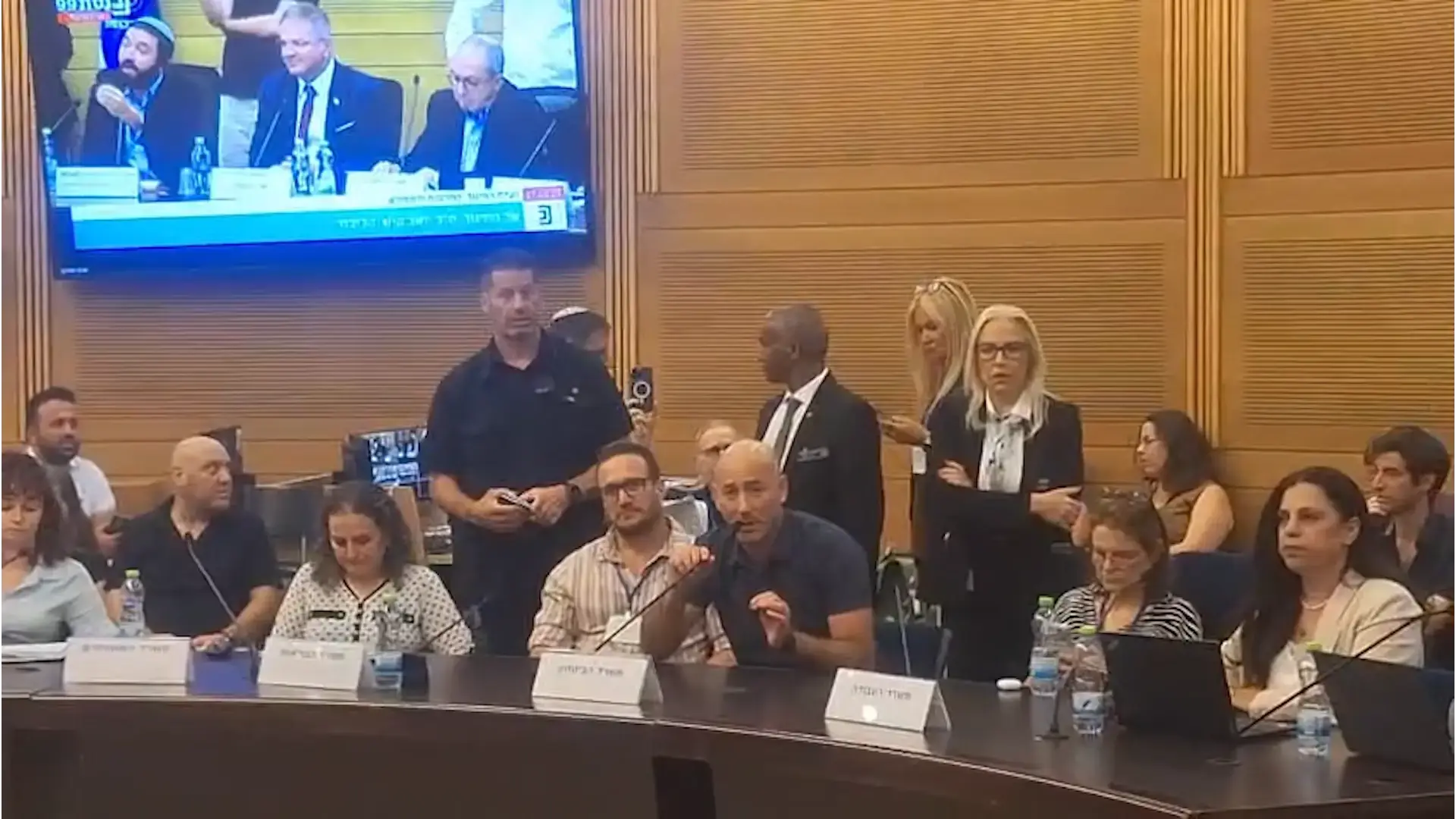 קיש הבטיח ששנת הלימודים תיפתח כסדרה, מנהלים מחו נגדו בדיון