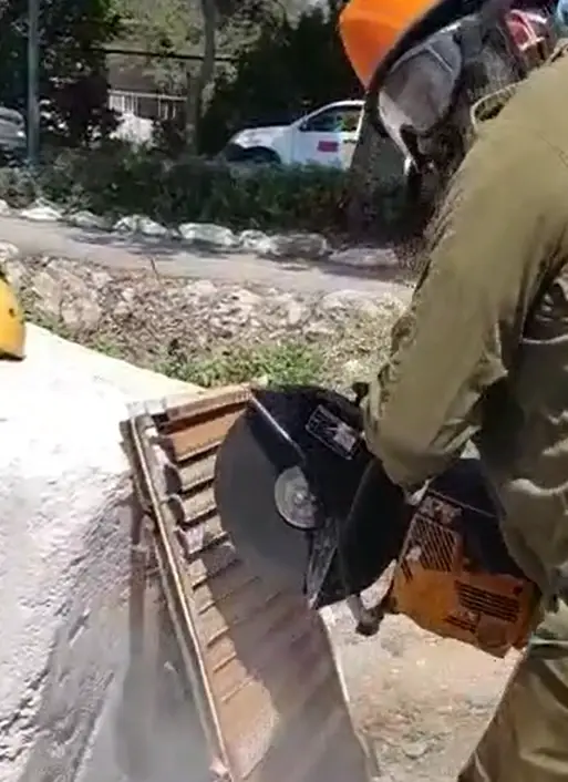 "התחושה היא שמנסים לעבוד עלינו": החיילים השאירו אור במוצב שעל גבול לבנון - והסתלקו
