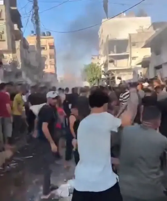 בשידור חי: כתב אל מנאר נפצע בתקיפה ישראלית בלבנון | תיעוד