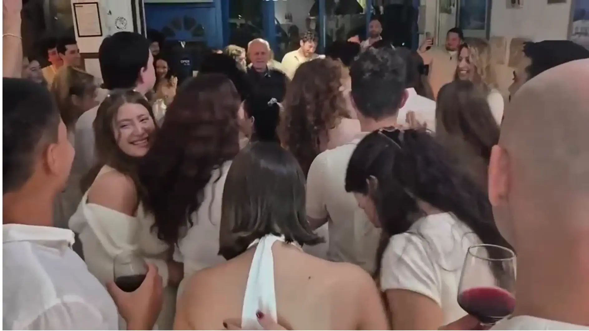 גל אנטישמיות במלבורן: טברנה יוונית ספגה איומים לאחר שאירחה ארוחת שבת