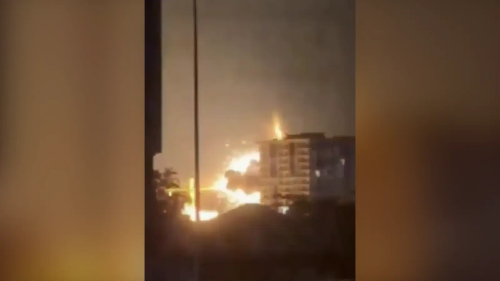 פיצוץ אדיר בבסיס חיל אוויר רוסי בעקבות מתקפת כטבמ"ים אוקראינית | צפו