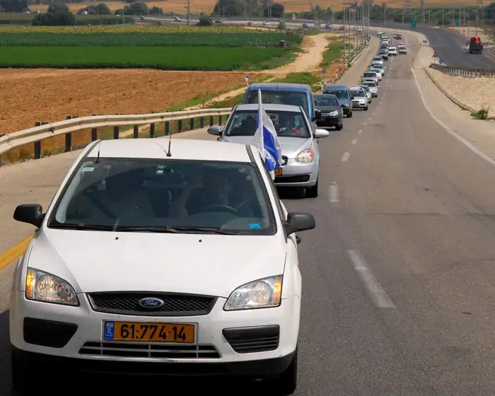 אלפים הגיעו לערוך קניות בשדרות