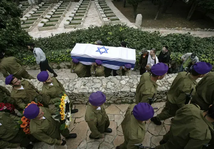 "הורים, תתעוררו ואל תשלחו ילדיכם לעזה"