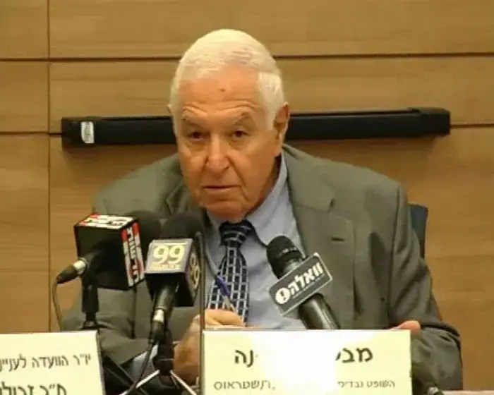 המבקר: להקפיא את שינוי מעמד המתנ"סים