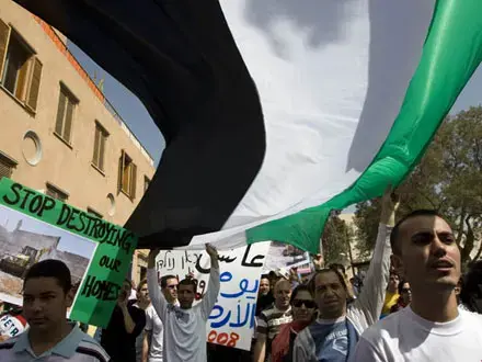"נואשנו מהדמוקרטיה הישראלית"