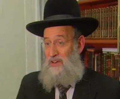 הרב אלבז: "מאמין בחפותו של בניזרי"