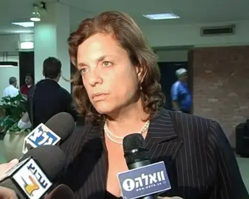 "רן ארז מקדם את מפלגתו בכספי ארגון המורים"