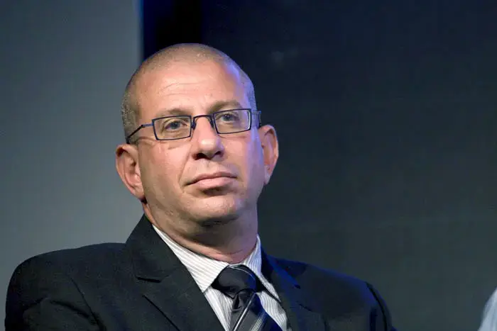 קופה"ג חותכות את דמי הניהול כדי לעצור את הפדיונות