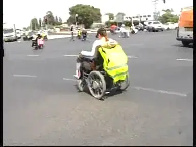 הנכים ממשיכים במחאה: חסמו כבישים
