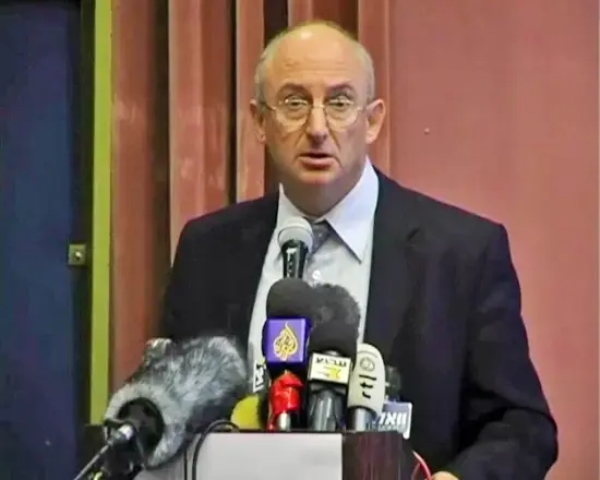 אריה אלדד בשירות שלום עכשיו