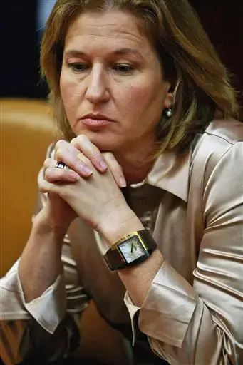 על זיכרון קצר ומנהיגות אחרת