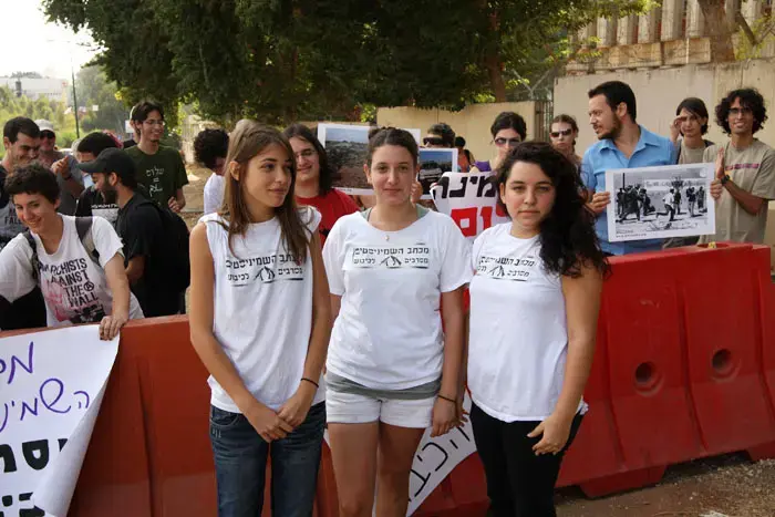 שמיניסטים סרבנים יצאו למסע הסברה נגד צה"ל