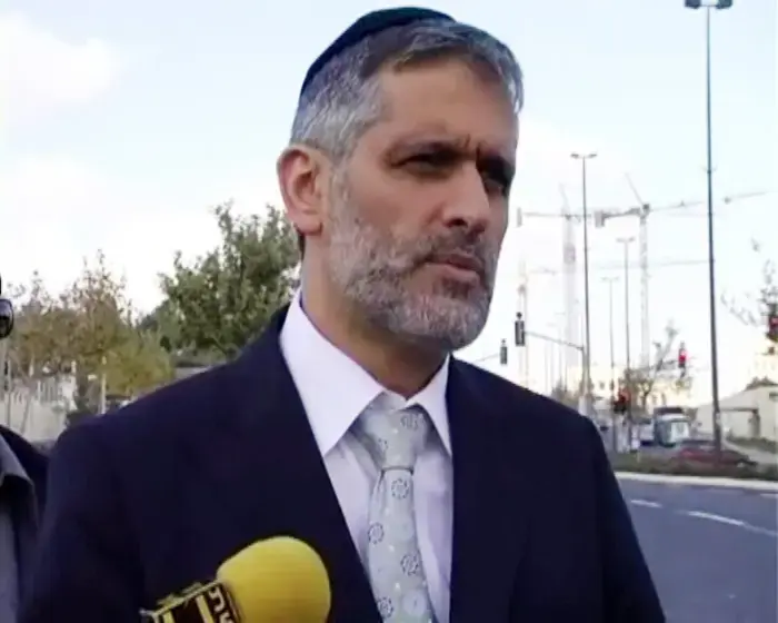 "יצחק הרצוג נולד עם כפית זהב בפה"