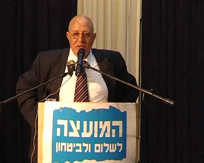 אבו עלא משבח את לבני: "קשוחה במו"מ"