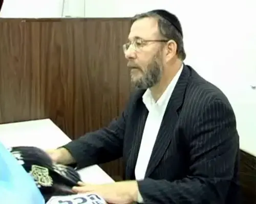 חשד: ראש עמותה לחולי סרטן מעל בתרומות