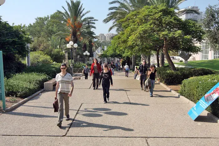 שכר הלימוד שוב עולה, הסטודנטים זועמים