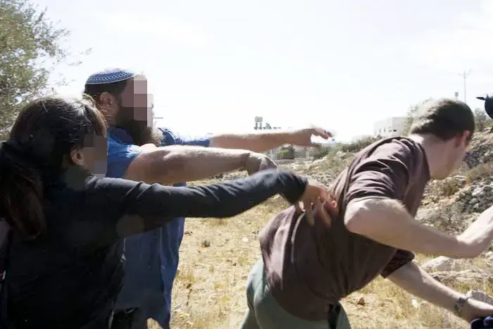 הבכיינות של אדוני הגדה המערבית