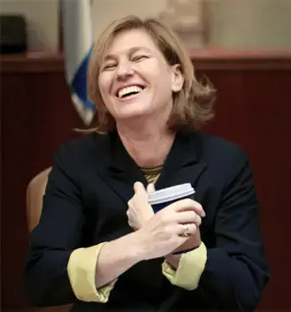 יד אחת בקלפי יד אחת עם הקפה