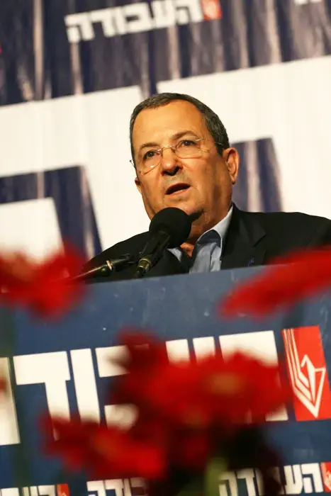 ברק: "לא נאפשר כניסת אוניות לעזה"