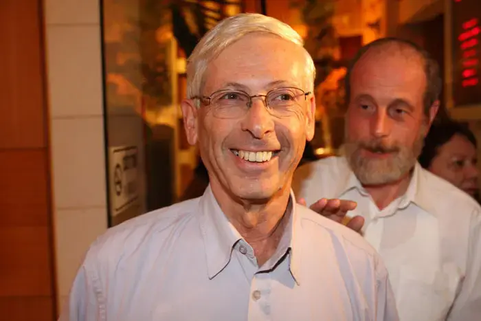 בגין מרגיע: "מרבית הבתים יעמדו ברעידה חזקה"