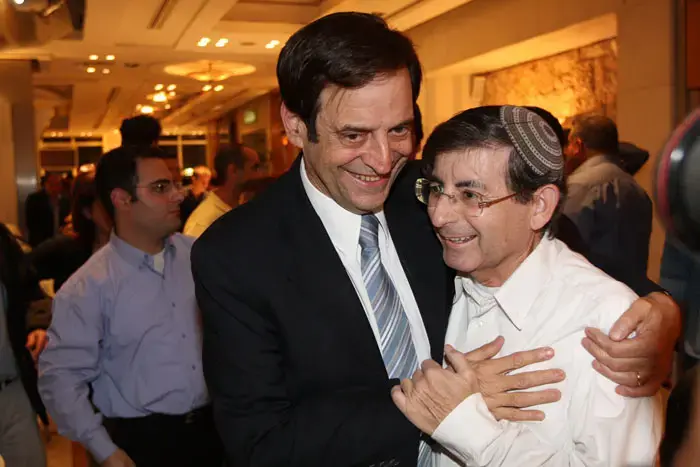 היום ב-15:00: דן מרידור בוואלה! LIVE