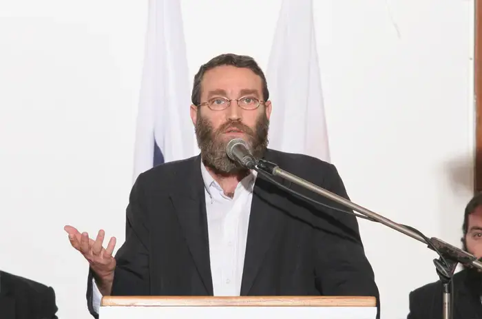 המסוי על רכבים גדולים יירד מ-90% ל-83%