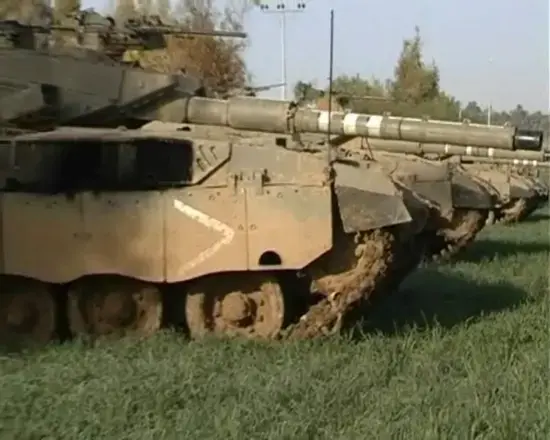 בצה"ל נערכים לתקיפה קרקעית בעזה