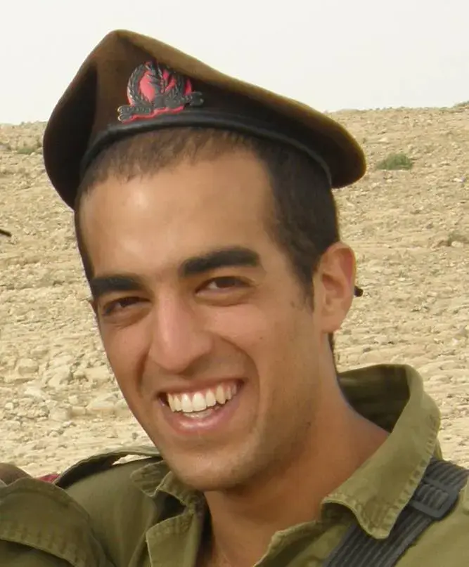 סמ"ר דביר עמנואלוף, בן 22