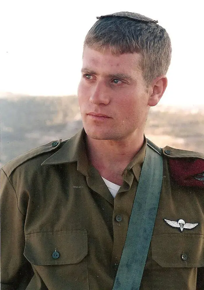סרן יונתן נתנאל, בן 27