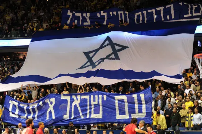 יום העצמאות: 90% מהדגלים - תוצרת סין