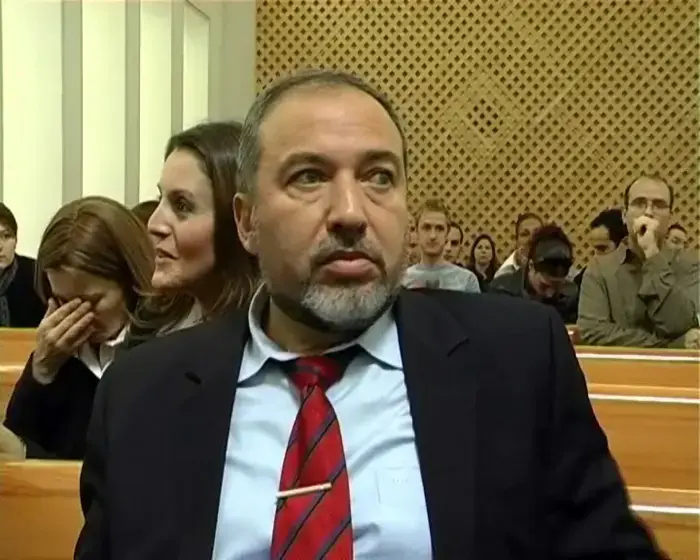 כעומק החקירה, עומק הנסיקה