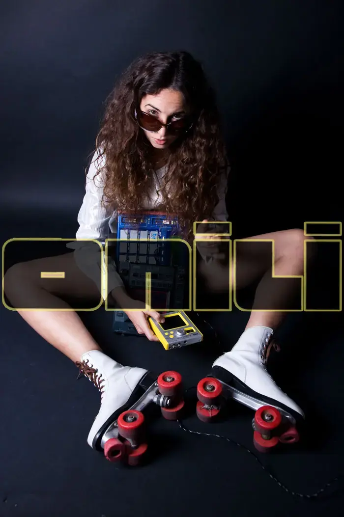 אונילי - "Sentimental"