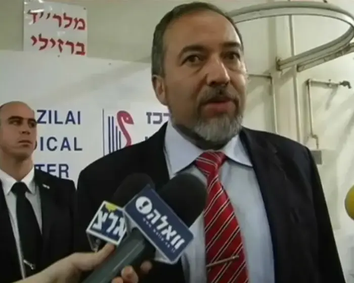 ליברמן נגד המשטרה: זו חקירה לפני בחירות