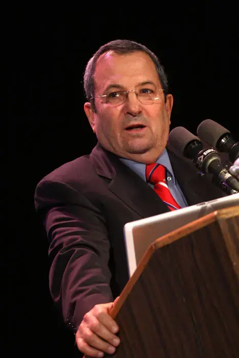 "ברק משתף פעולה עם המתנחלים"