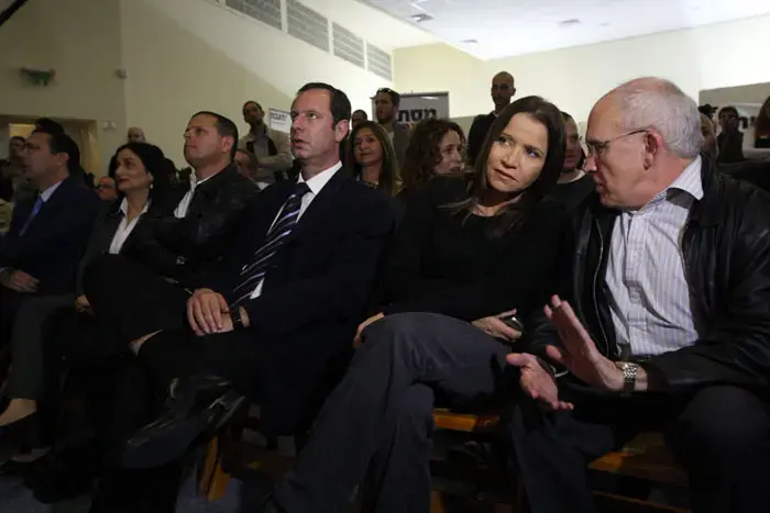 יחימוביץ' מאשרת: "ברק הציע לי את התמ"ת"